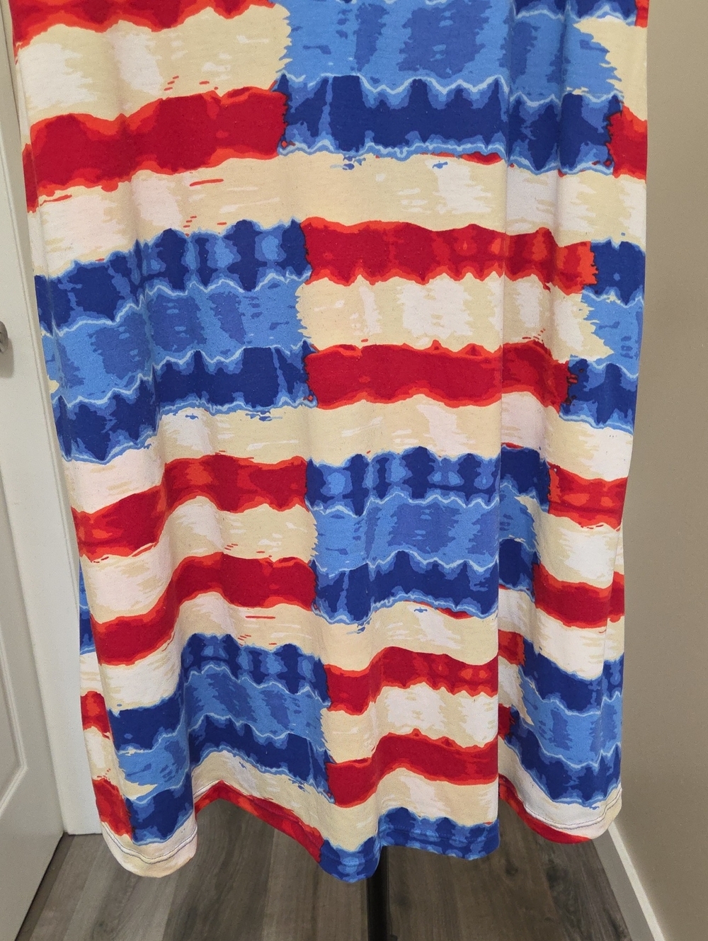 LuLaRoe Red Blue Cream Abstract Stripe Crewneck Midi Dress Casual Swing Soft - Picture 4 of 8